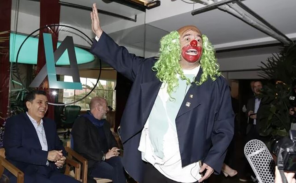 Asegura estación Aire Libre que se distanció de Brozo por tema de audiencias