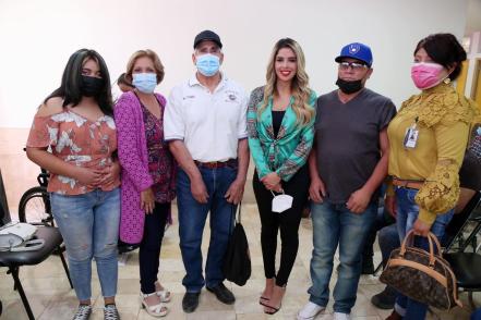 Por primera vez en SLP 20 personas reciben prótesis oculares con apoyo del DIF