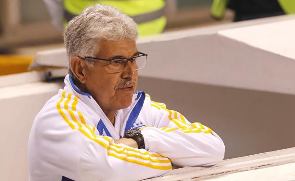 Tuca anticipa su retiro dentro de tres años