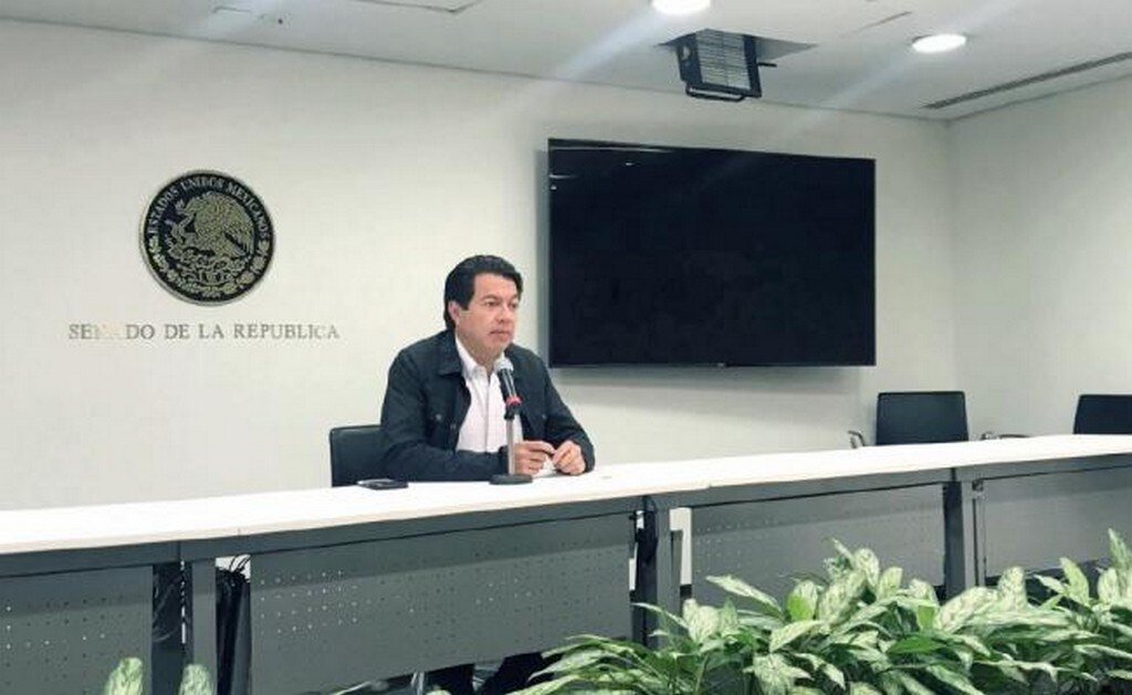  Morena plantea quitar seguro de gastos médicos, celulares, vales de gasolina y autos a diputados