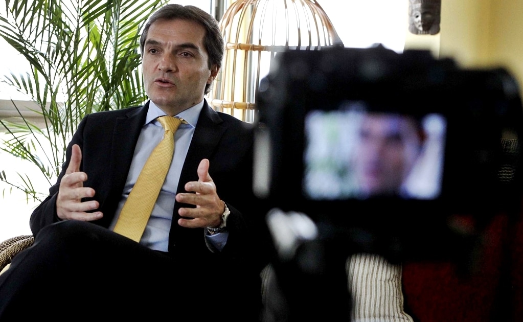 Cae Ahumada, autor de videoescándalos, por defraudación