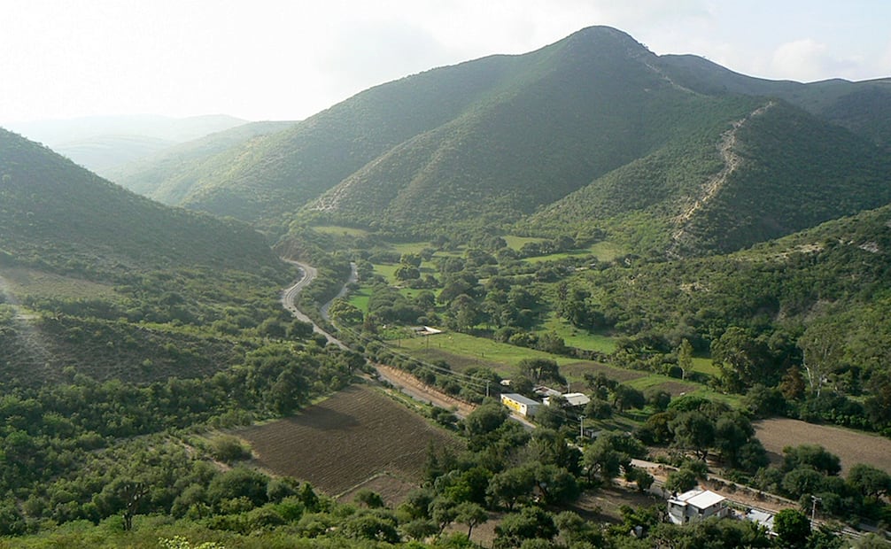 El Cerro El Picacho regala una impresionante vista del semidesierto de San Luis Potosí. Foto: Gobierno Municipal de Cárdenas.