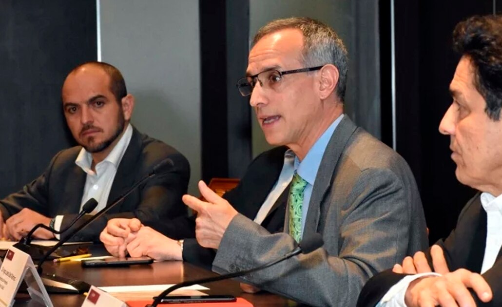 Atención médica y medicamentos gratis estarán listos antes de concluir 2020