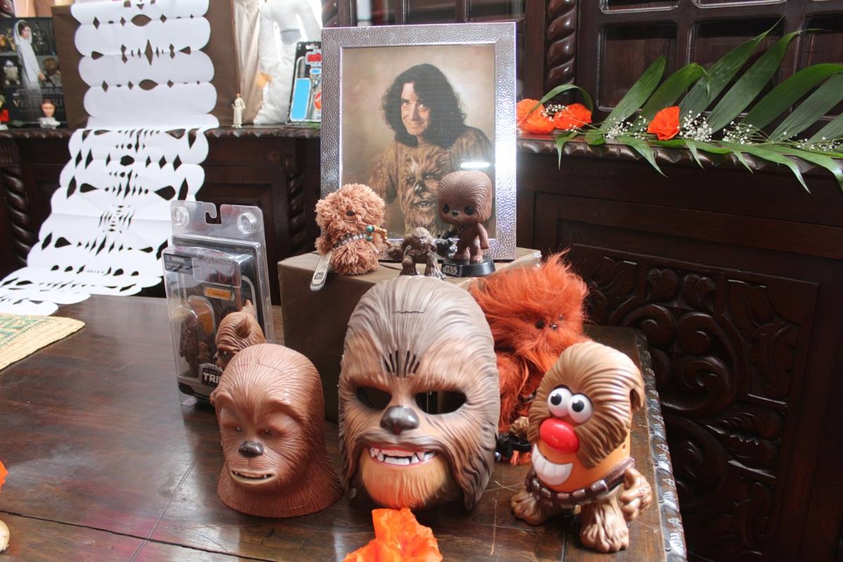 El altar, se encontrará en exhibición en un horario de 16:00 a 19:00 horas de la tarde. Foto: Cineteca Alameda y Club StarWars SLP