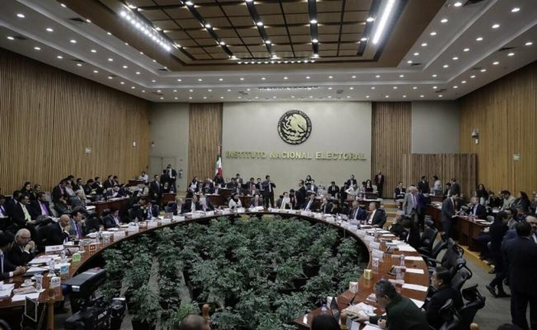 Sesión del Instituto Nacional Electoral. Foto: Archivo/EL UNIVERSAL