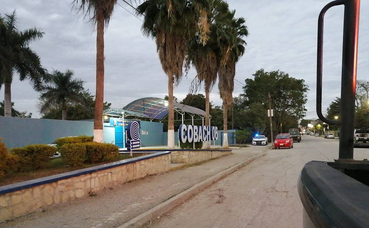 Por supuesta amenaza de bomba evacuan Cobach 06 en Ciudad Valles, SLP