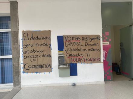 Alumnos de la UASLP toman Coordinación de Artes; exigen renuncia de Óscar Montero
