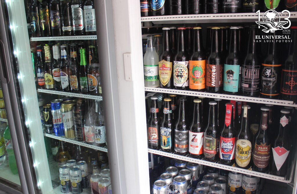 Reduce 30% multas por violación de horarios de venta de alcohol