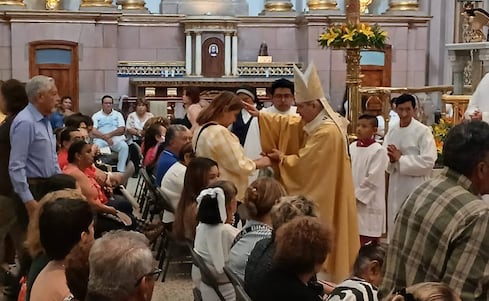 Reconoce Arzobispo a feligresía potosina por no desperdiciar agua el Sábado Santo