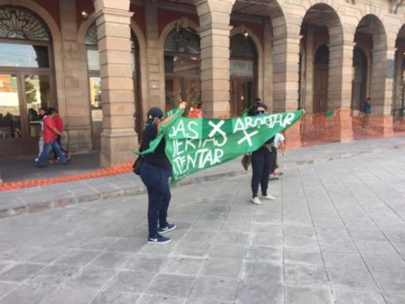 Colectivas exigen despenalización del aborto en SLP