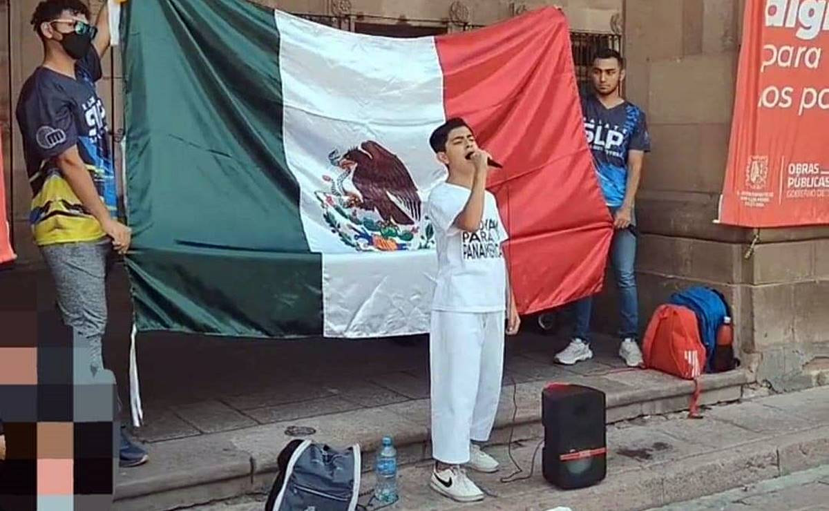 Cantan y lavan carros; medallistas potosinos buscan recursos para ir a Campeonato Panamericano de Karate