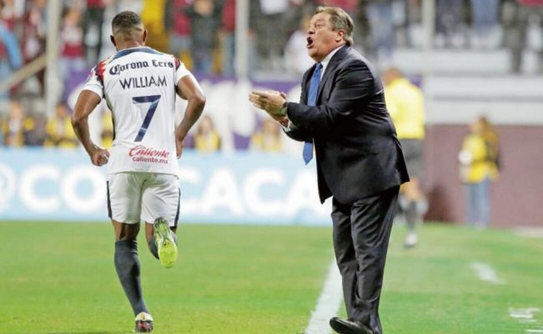 El técnico azulcrema mandó a su cuadro de lujo y le dio frutos. (JUAN CARLOS ULATE. REUTERS)