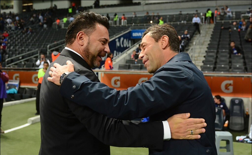 Antonio Mohamed sería el sustituto de Pedro Caixinha