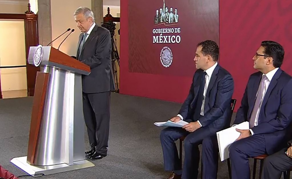 Gobierno firma acuerdo para disminuir comisiones de Afores