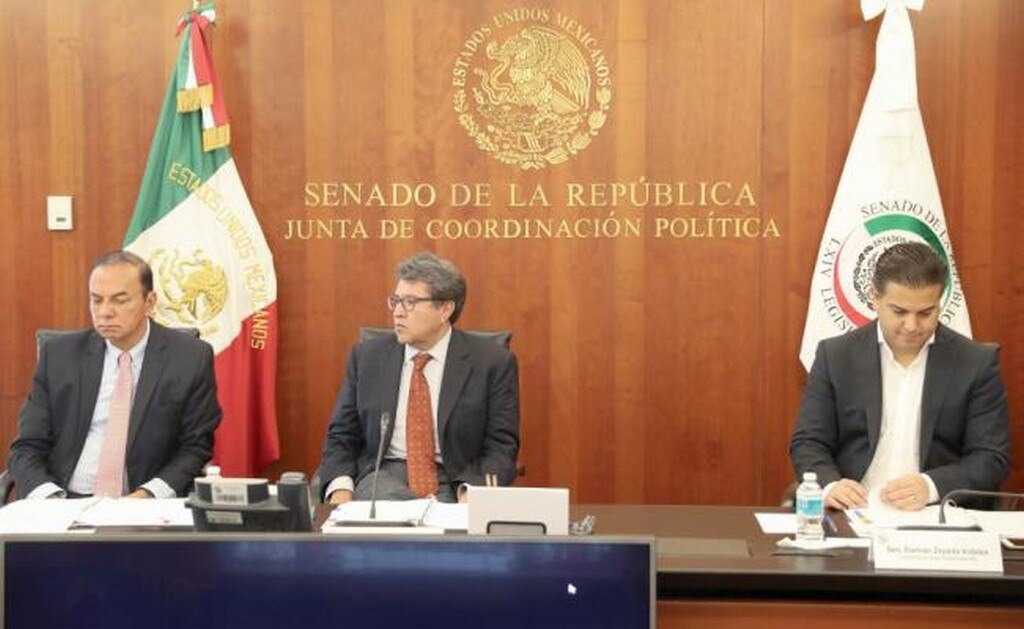 Ricardo Monreal, coordinador de Morena y presidente de la Jucopo, promueve un punto de acuerdo para implementar mayor austeridad en la Corte y eliminar prestaciones excesivas. Foto: JUAN CARLOS REYES. EL UNIVERSAL