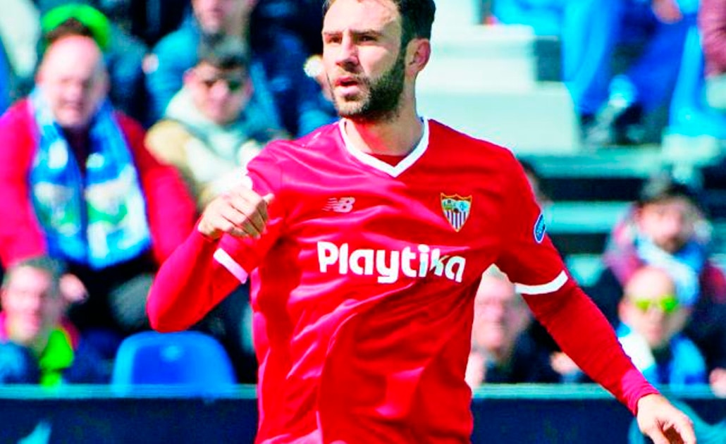 Sevilla buscará hacer válida la opción de compra de Miguel Layún