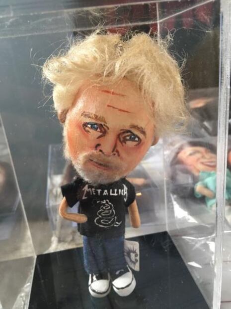 Con “Chavoruckos”, potosino transforma a cualquier personaje en divertidas figuras
