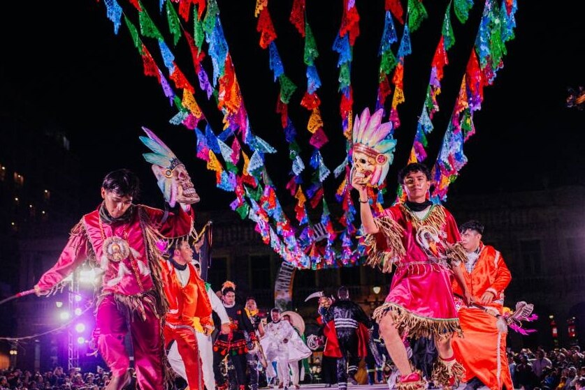 Comparsas en Ciudad Valles. Foto: Xermen