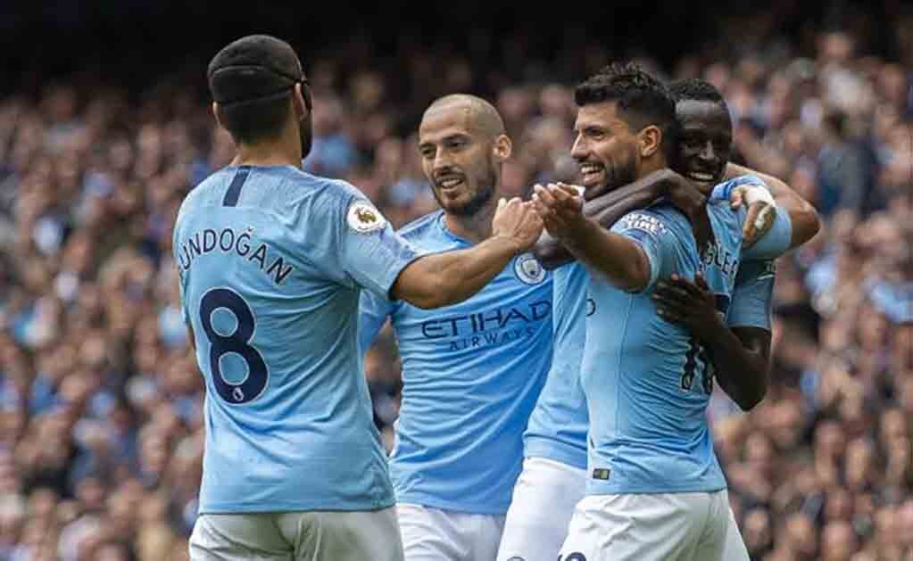 Manchester City golea al Huddersfield Town