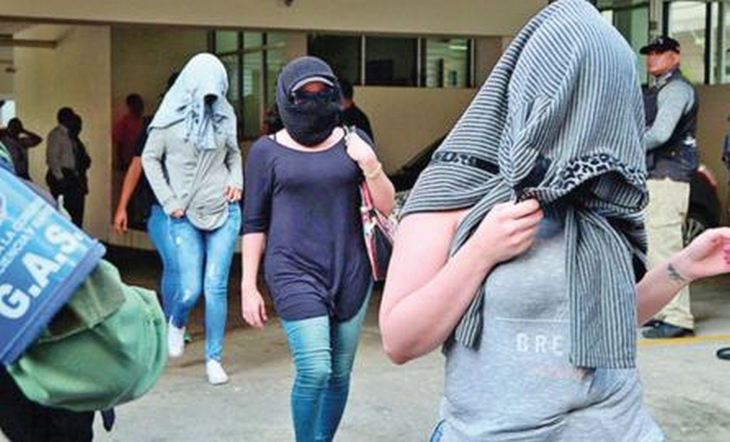 La mayoría de las víctimas de trata son venezolanas con edades que oscilan entre 12 y 35 años, algunas de ellas migrantes ilegales, cuyas familias desconocen su paradero y el supuesto ‘trabajo’ que desempeñan, aseguran expertos.