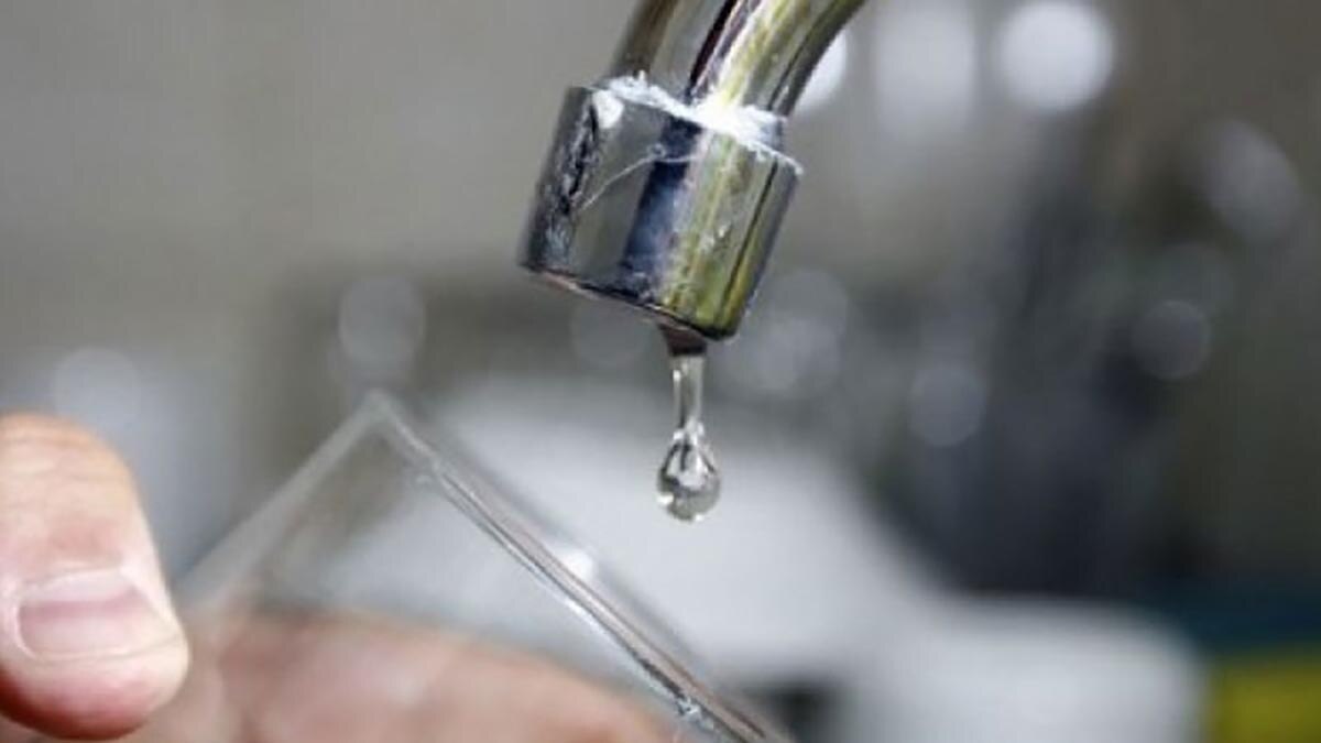 Vecinos denuncian falta de agua en Fraccionamiento Juan Pablo 