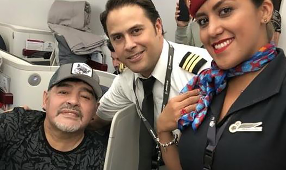 Diego Maradona ya aterrizó en México