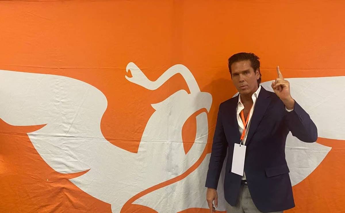 El actor Roberto Palazuelos se afilió a Movimiento Ciudadano, rumbo a las elecciones de 2024. Foto: Facebook / Roberto Palazuelos Badeaux