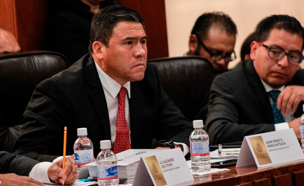 Congreso aprueba solicitud de juicio político contra Pineda Arteaga