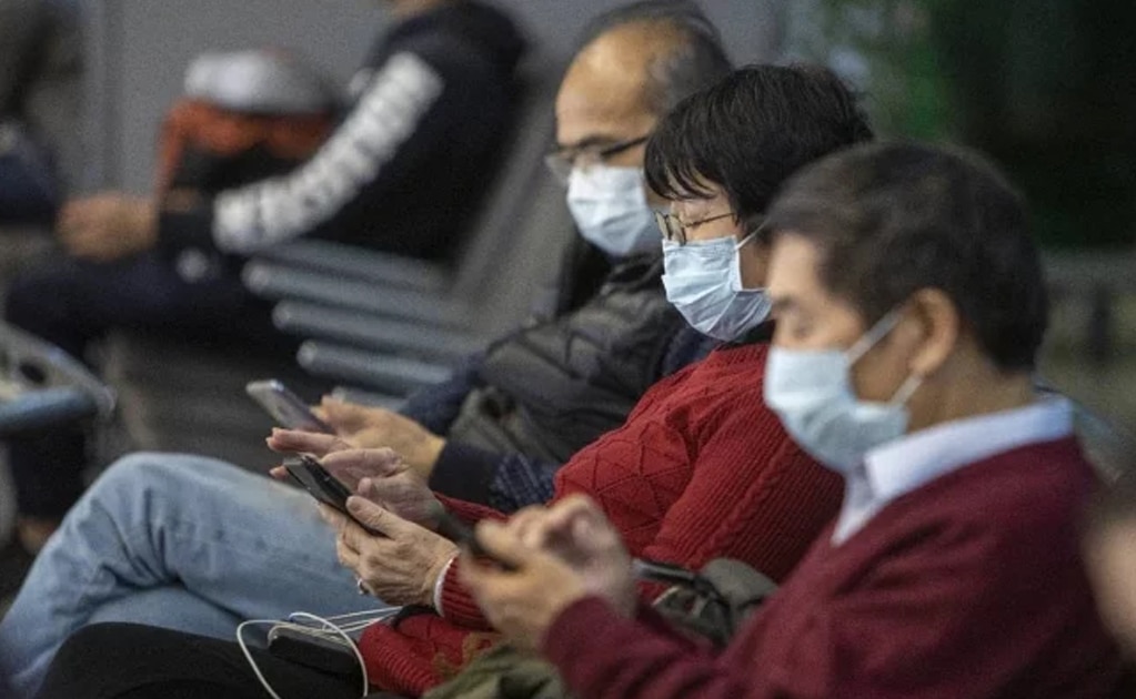 Aumentan a 717 los muertos por coronavirus en China; hay más de 34 mil casos