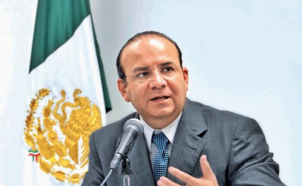 Navarrete, en revisión médica tras accidente aéreo