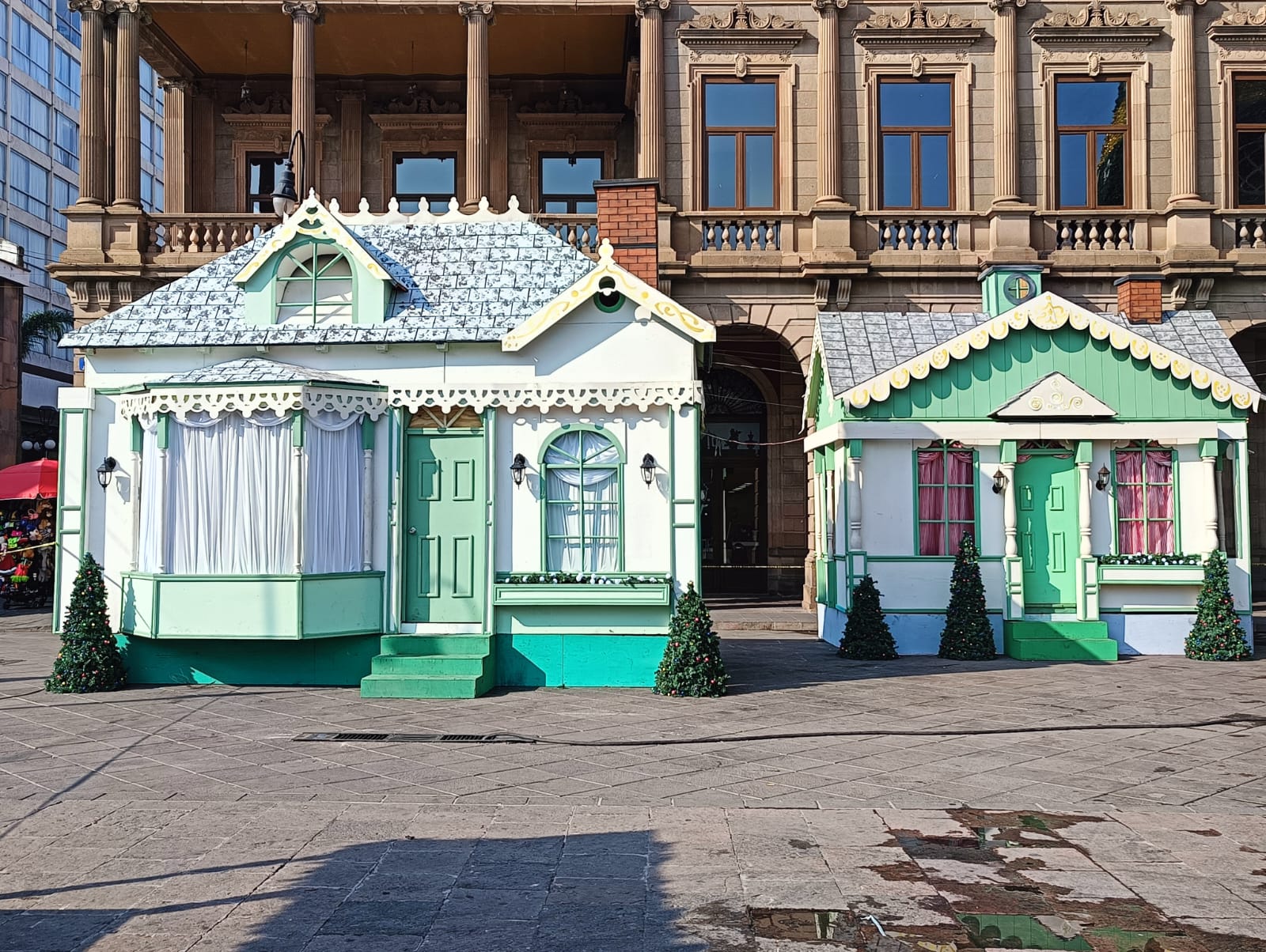 La magia de la Navidad se apodera de las calles de SLP. Foto: Jazmín Ramírez