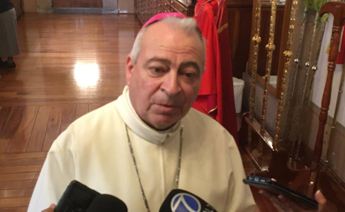 Prohibir terapias de conversión “es como restringir medicamentos”: Arzobispo de SLP