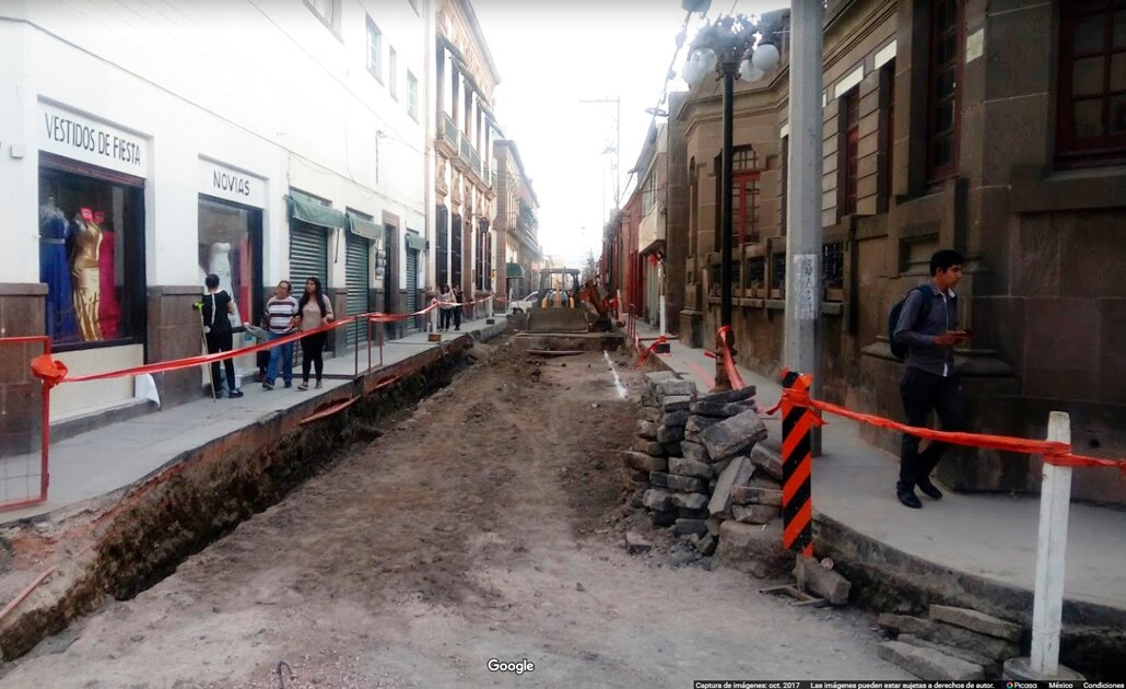 Pide Nuestro Centro obras de calidad en intervención a 5 de Mayo