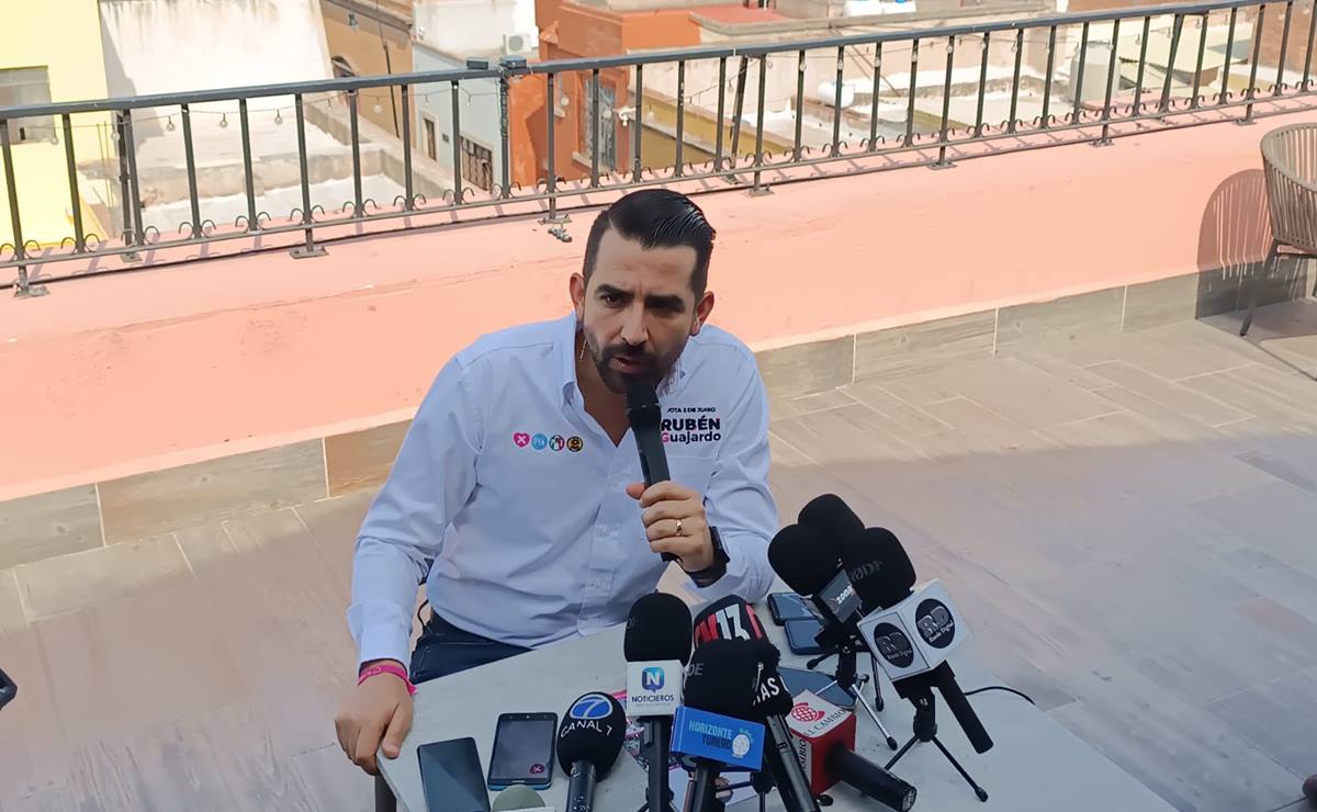 Rubén Guajardo ejercerá su cargo como servidor público durante su campaña por diputación de SLP