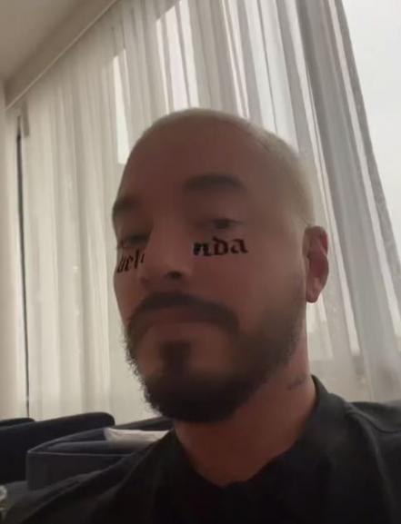 Christian Nodal le responde fuerte a J Balvin con "Girasol"