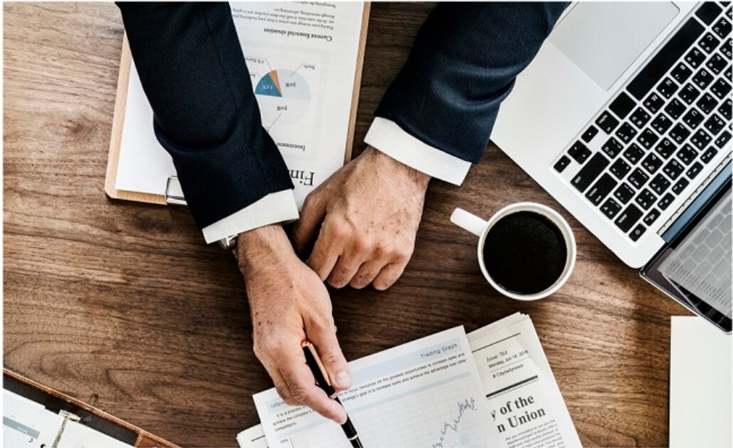 Falta de coherencia política en México mina confianza de inversionistas: Moody's