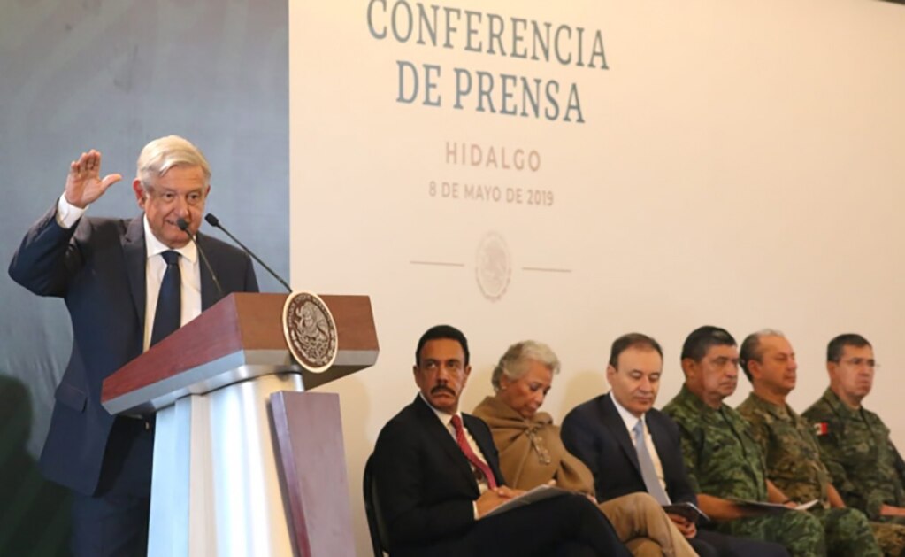 Gobierno busca a jóvenes de Ayotzinapa en comunidades y pueblos: AMLO