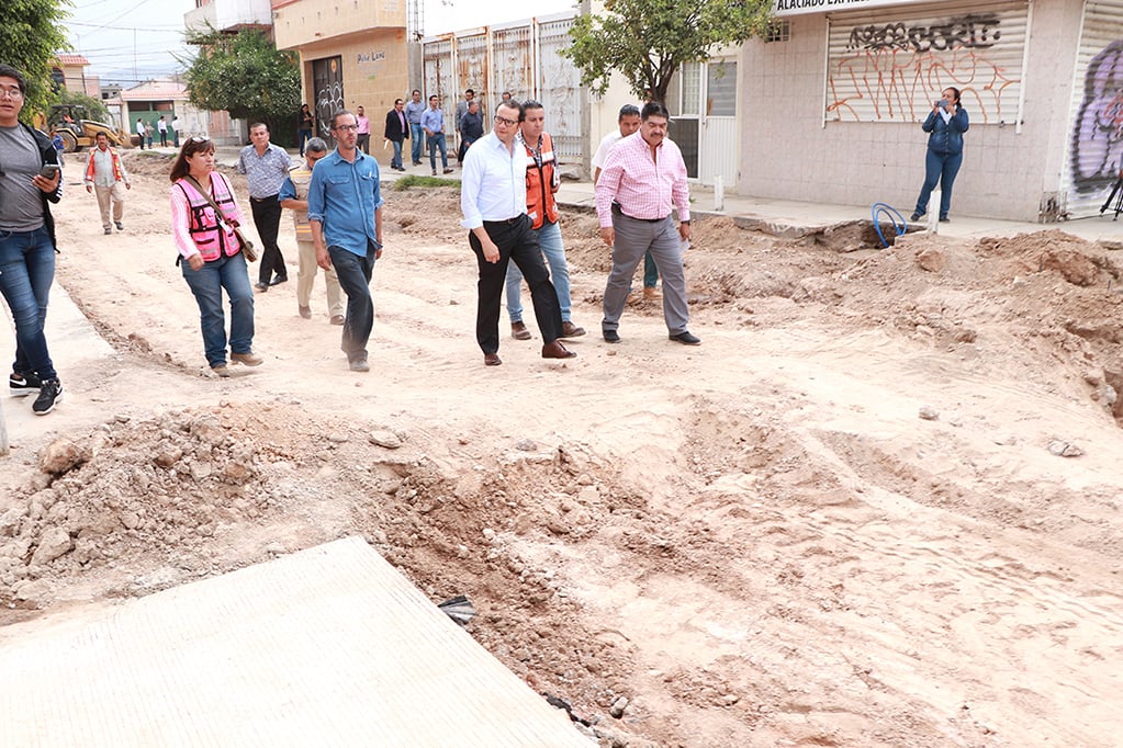 Ayuntamiento de SLP invierte 2 mdp en obras de colonia B. Anaya 