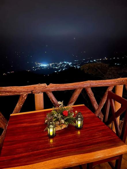 Con hospedaje temático, Xilitla se convierte en uno de los destinos favoritos de SLP  