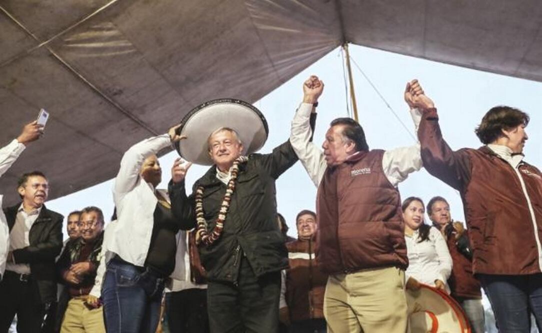 Andrés Manuel López Obrador acudió a Chimalhuacán, Estado de México, tierra de la organización Antorcha Campesina, donde pidió a la gente cuidar el voto y no caer en manos de quienes intentan comprarlo (VALENTE ROSAS)