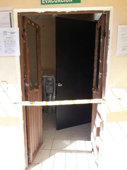 Roban 500 mil pesos en oficinas de la CFE