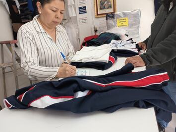 Regreso a clases en SLP: ¿Cuánto gastan los padres de familia en uniformes?