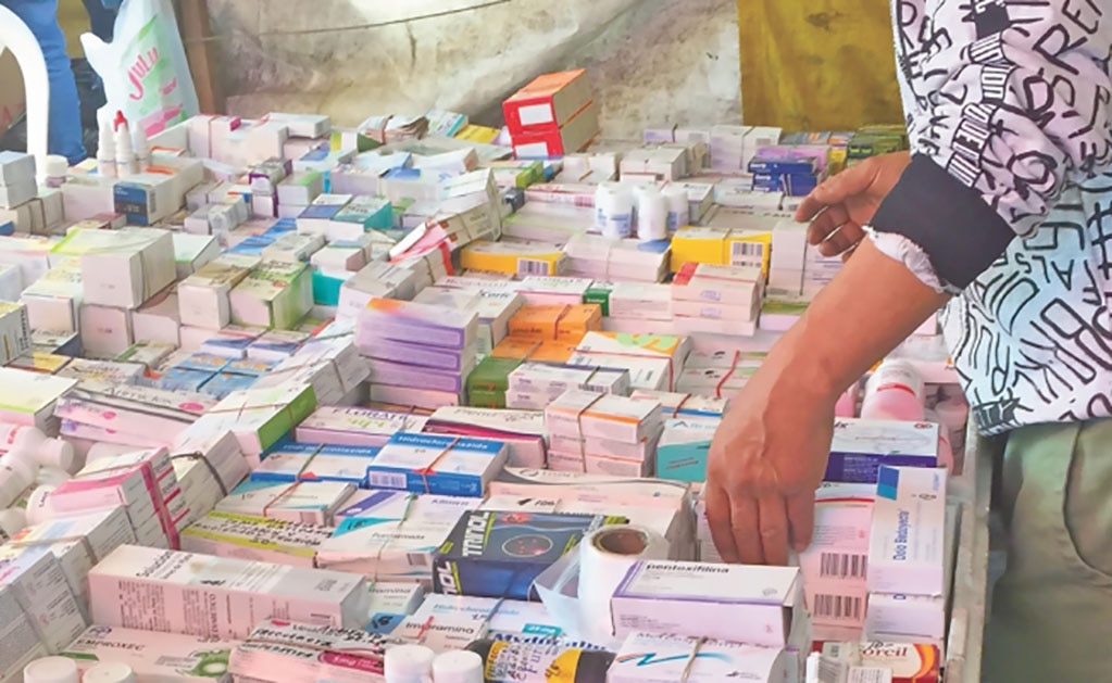 Imparable, el mercado negro de medicinas