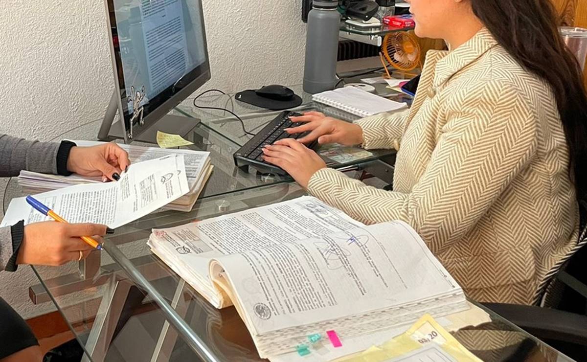 Vinculan a proceso a empleado municipal de Xilitla por sustraer dinero del predial 