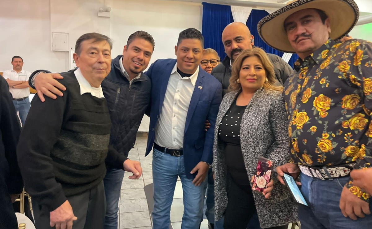Gallardo visita y apoya con Feria de Servicios a potosinos que viven en Chicago 