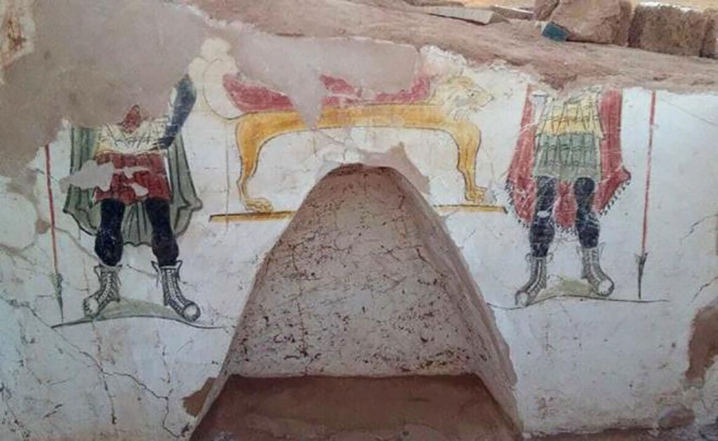 Encuentran tumbas de era romana en Egipto