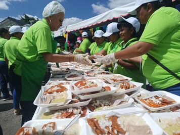 ¡Enchiladas para todos! Más de 50 mil disfrutan del Día de la Garnacha en la Fenapo