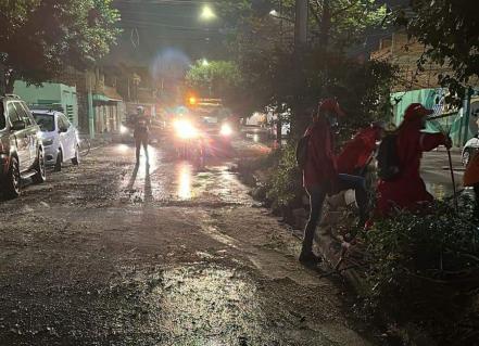 Granizo, caída de árboles e inundaciones, el saldo de las lluvias del fin de semana en la capital de San Luis 