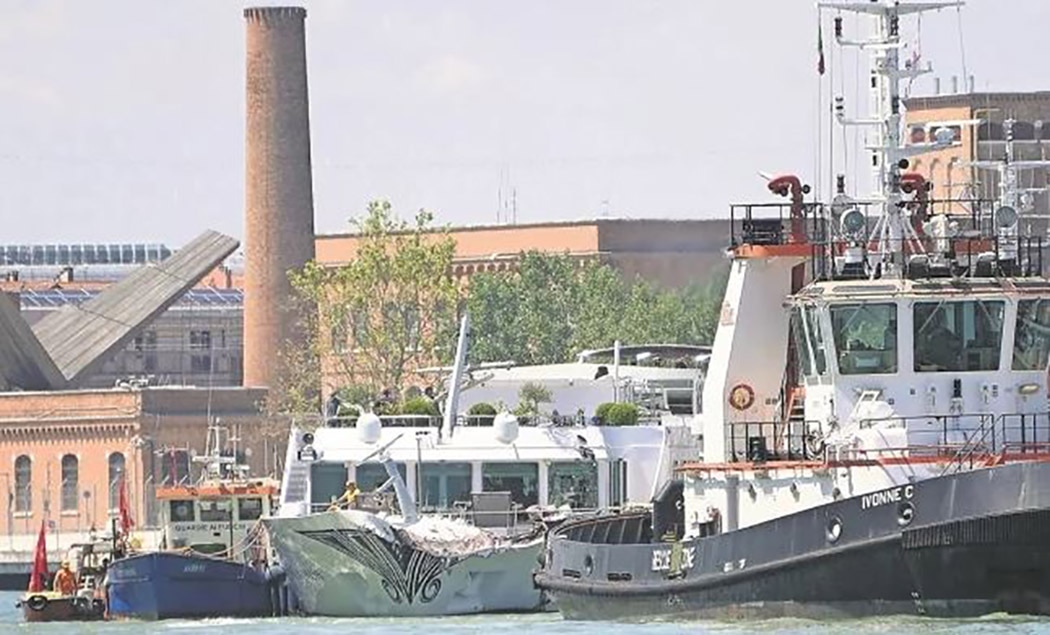 Por bomba de la Segunda Guerra Mundial, evacuan puerto de Venecia