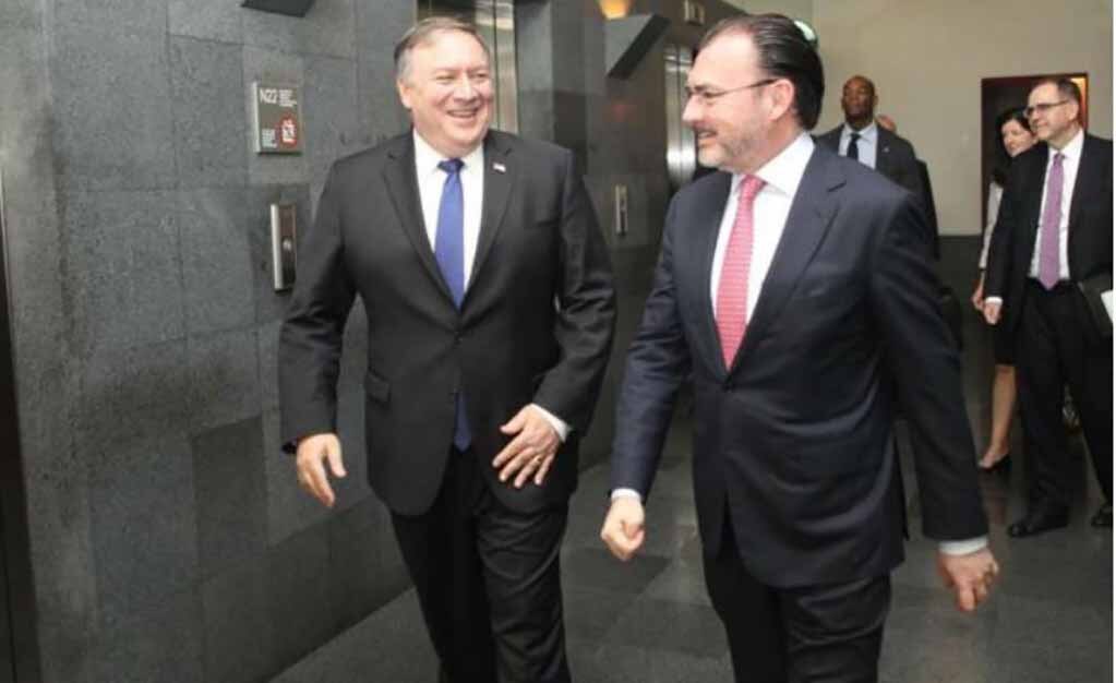 Pompeo llega a las oficinas de Relaciones Exteriores para encuentro con Videgaray